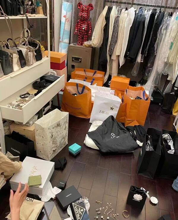 乐山回收顶奢鞋服